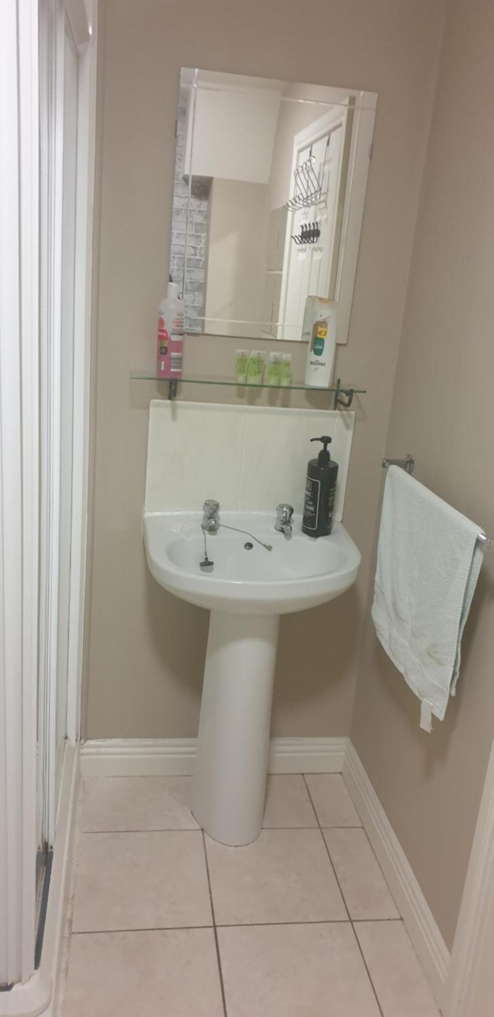 Town Centre Apartment Трим Экстерьер фото